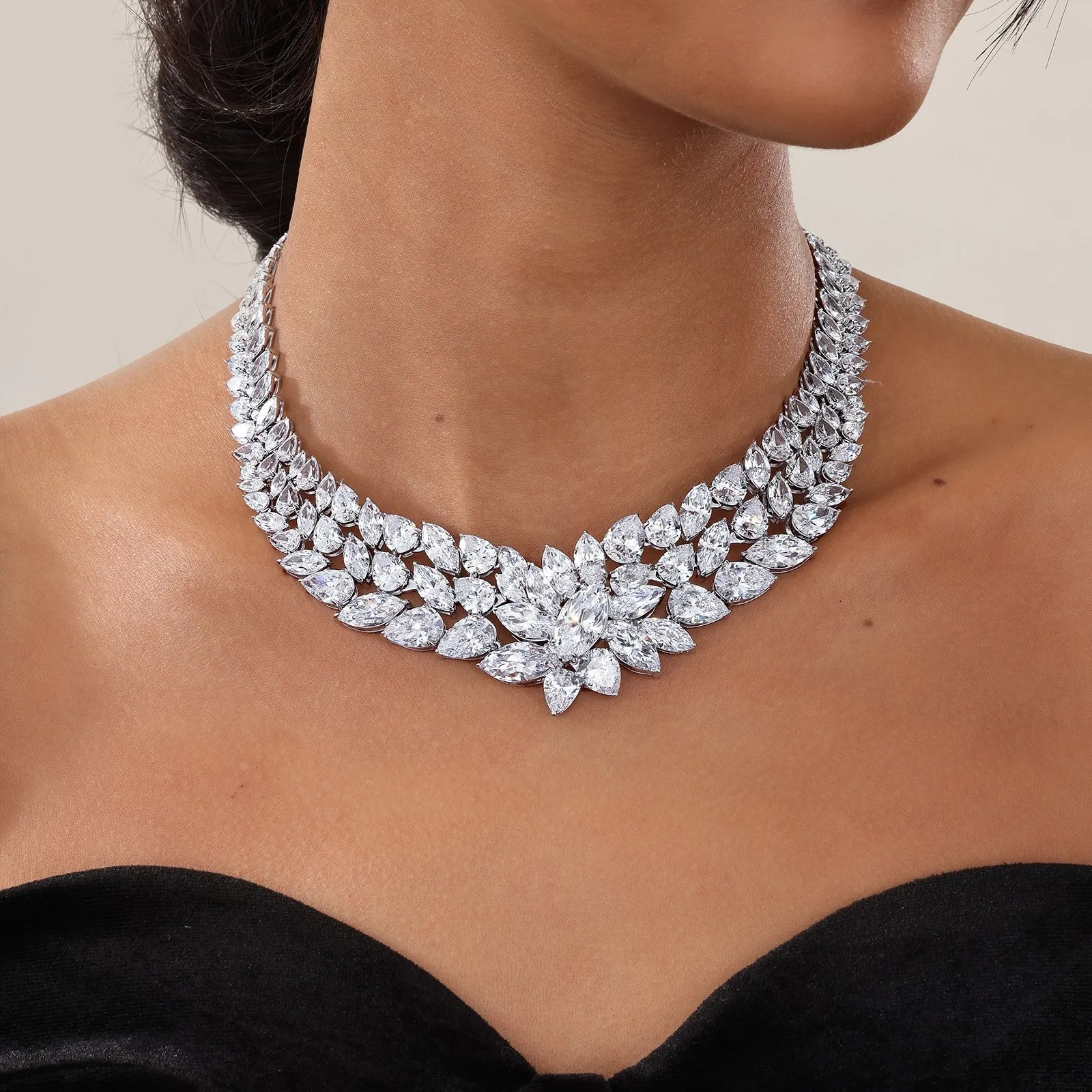 142 CTW Statement Choker Necklace