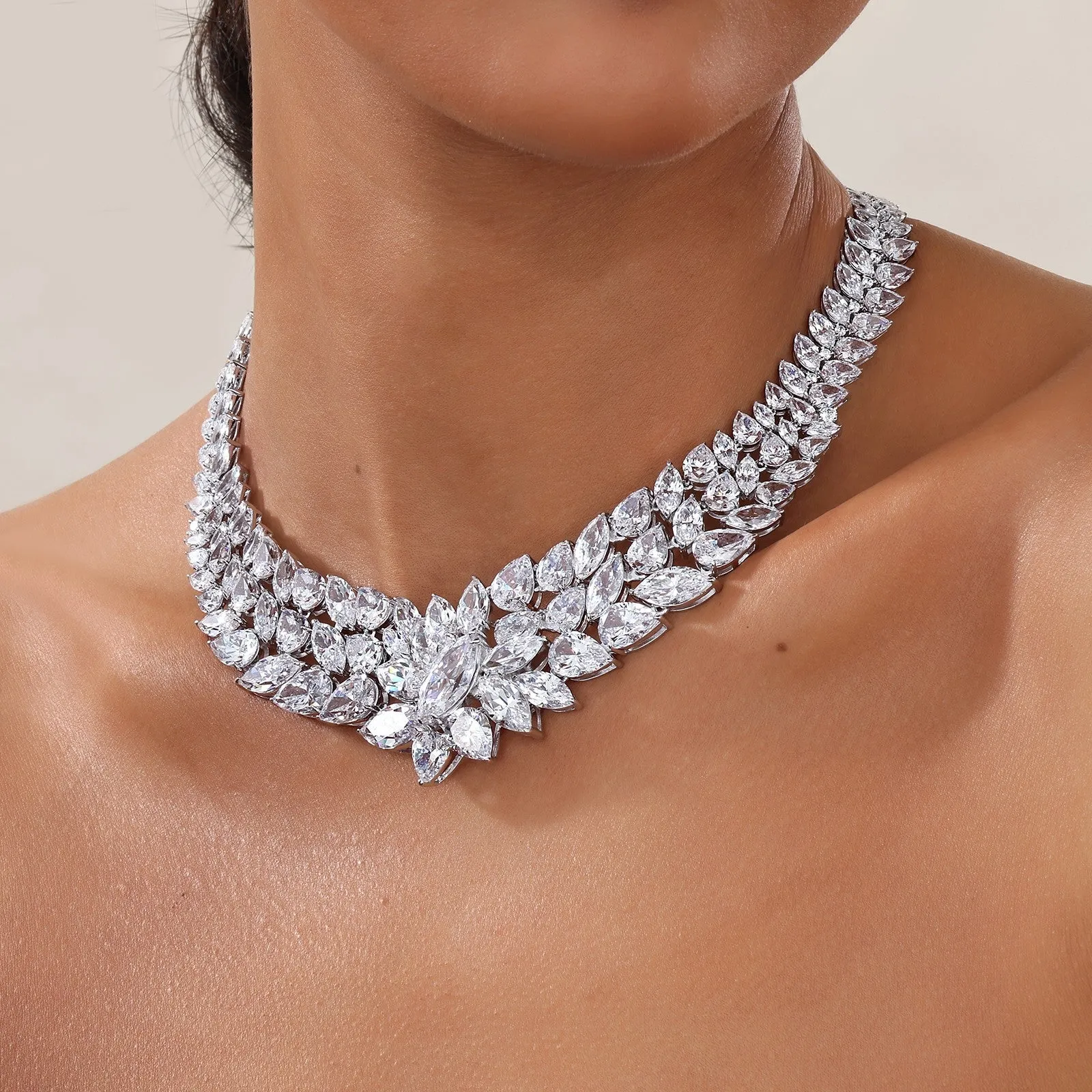 142 CTW Statement Choker Necklace