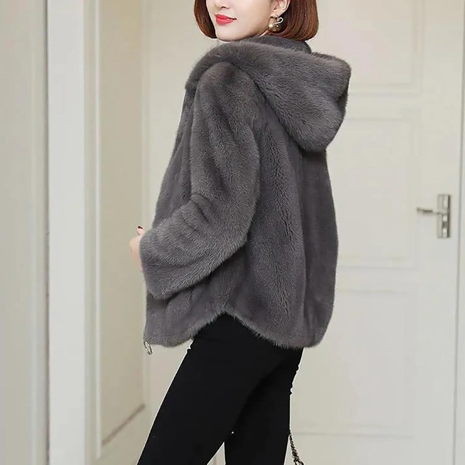 Akivide Women Winter Warm Fuzzy Fleece Sherpa Jacket Coat Oversized Fluffy Zip Up Hooded Sweatshirt Hoodie with Pockets