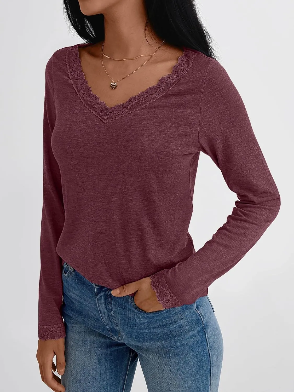 AUTOMET Long Sleeve T Shirts for Women Lace V Neck Casual Cute Tops Loose Fit Fall Winter Basic Clothing