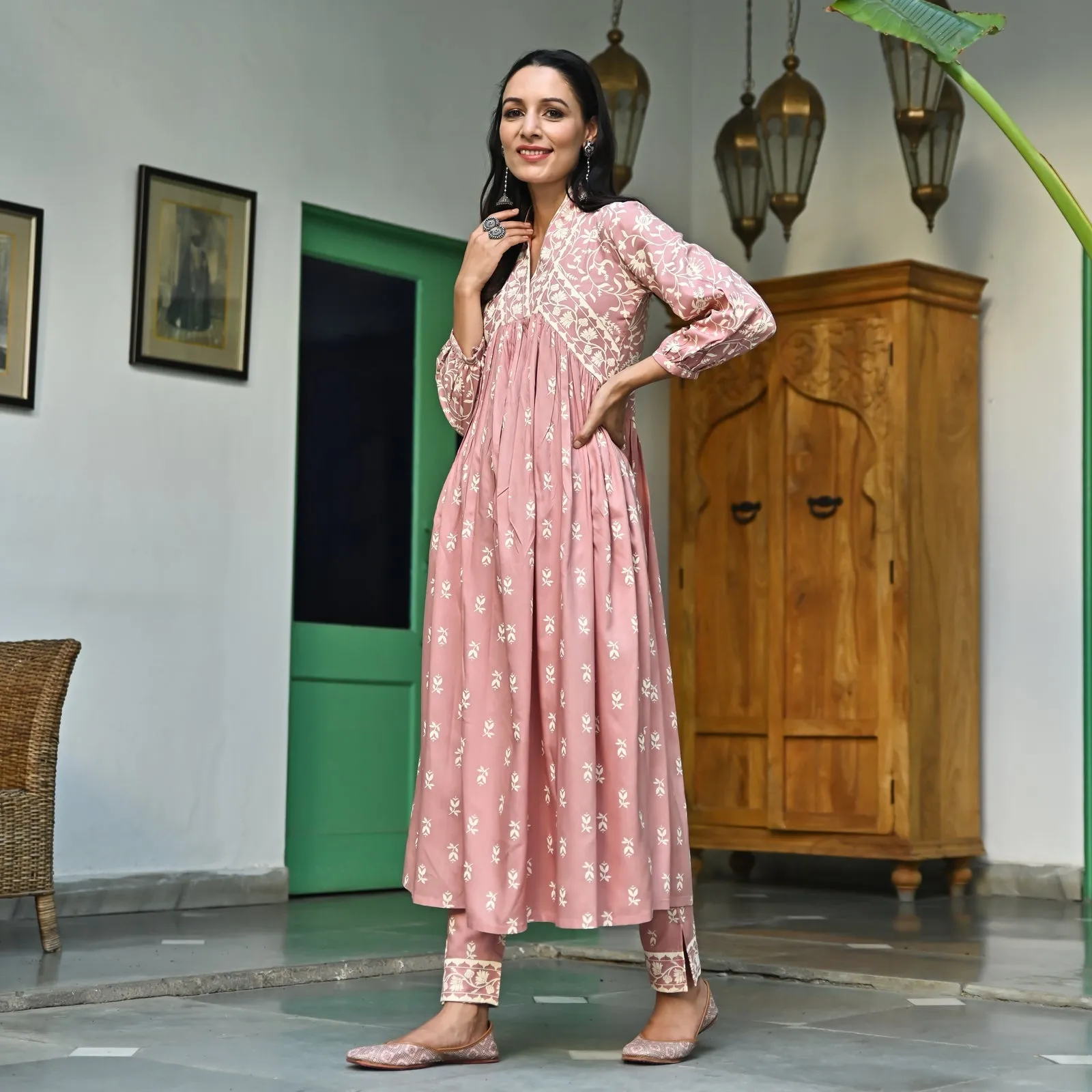 Blush Pink Rayon Floral Jaal V-Neck Kurta Pant Set