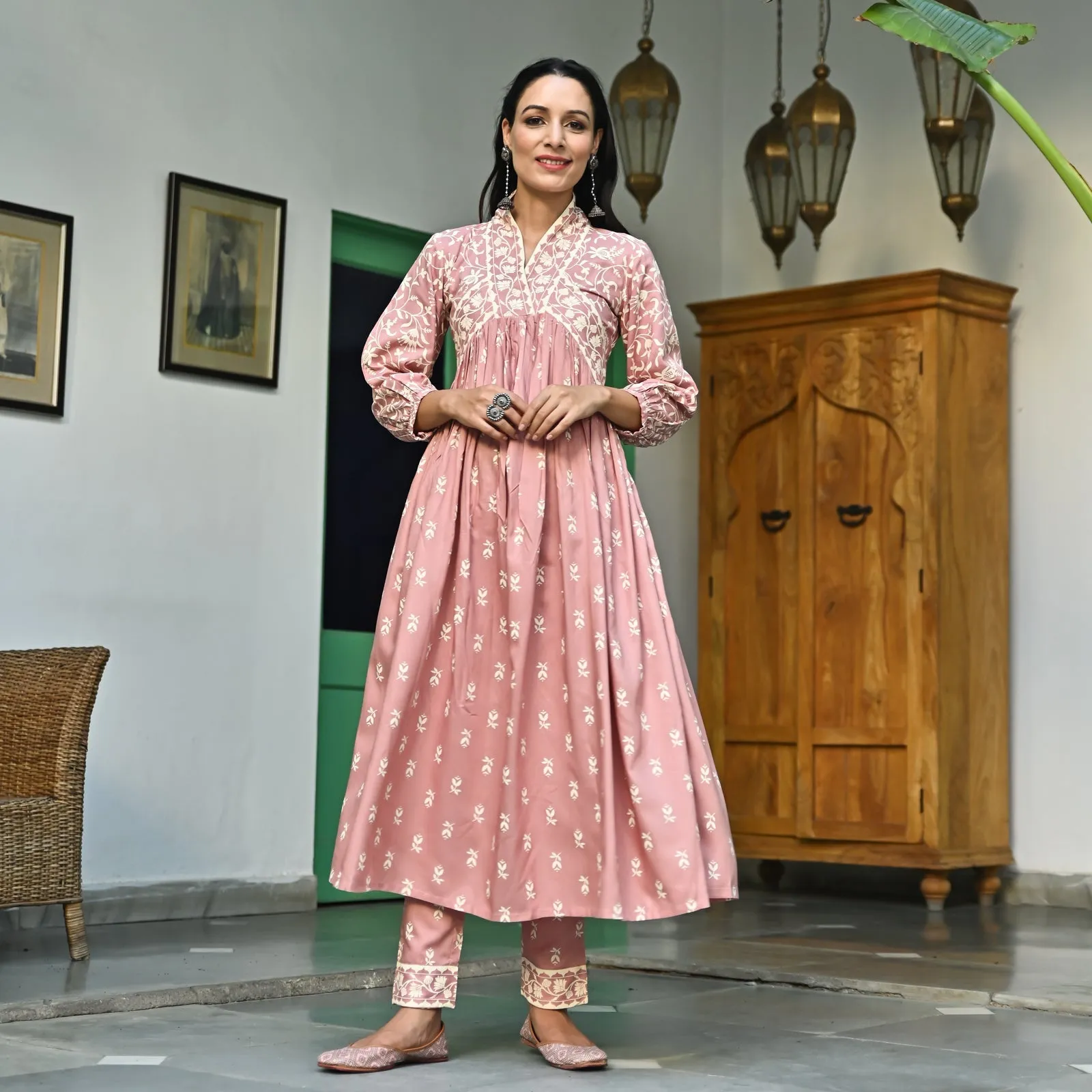 Blush Pink Rayon Floral Jaal V-Neck Kurta Pant Set