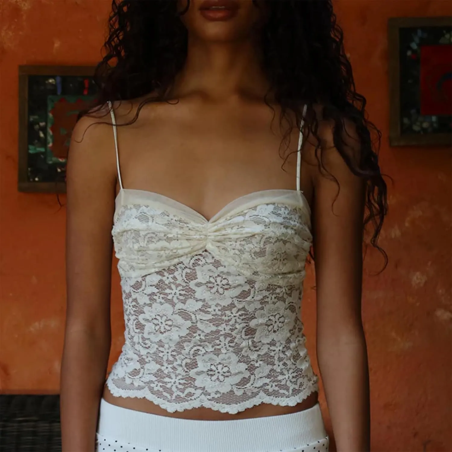 Camisoles for Women Sexy Lace Trim Tank Top Spaghetti Strap Club Shirts Slim Fitted Y2k Going Out Undershirt Tops