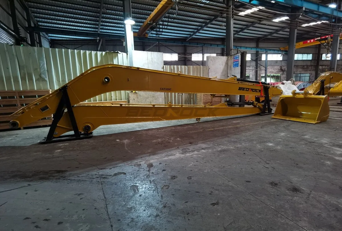 CAT 320B/320C, 18 Meter Long Reach, 0.6m3 Bucket