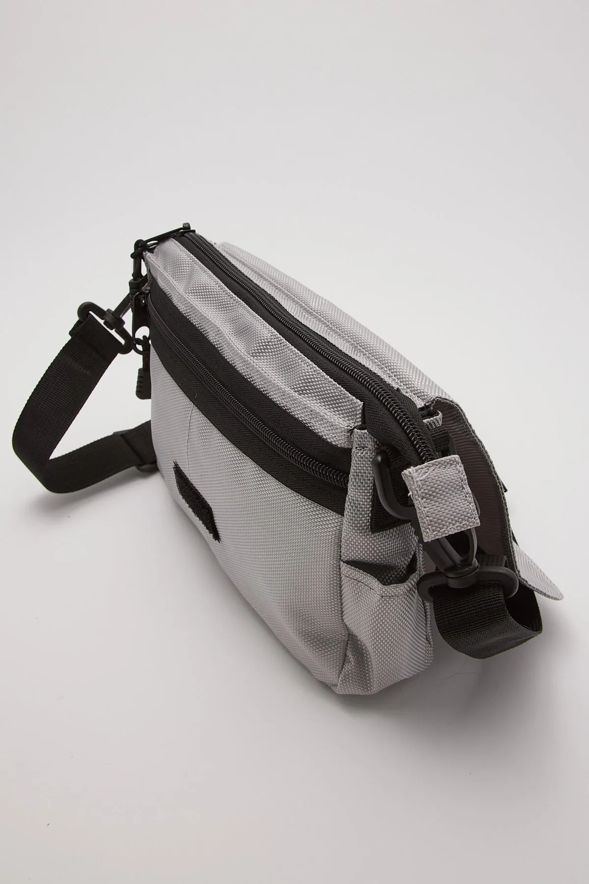 Dickies Trinity Satchel Silver