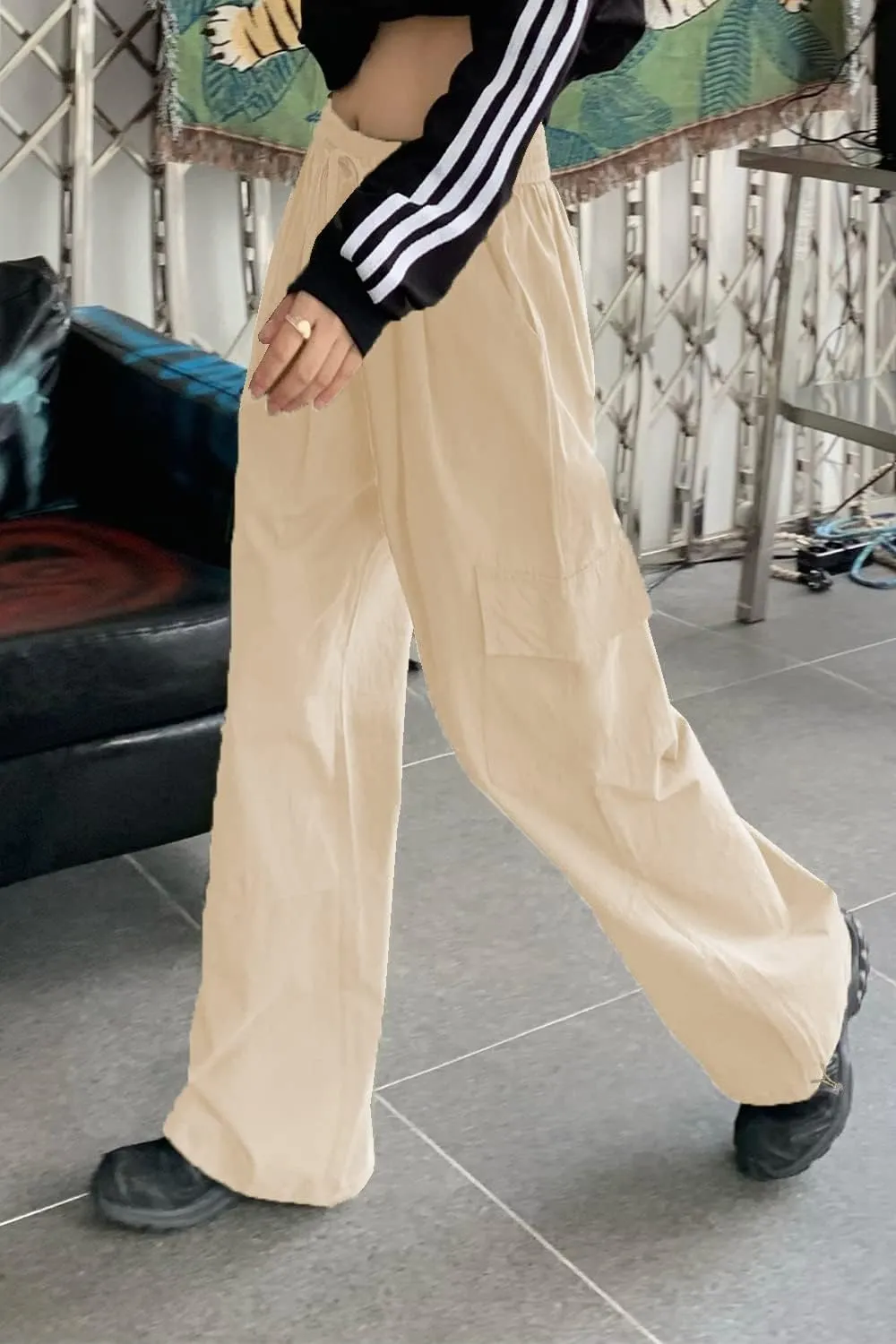 HVEPUO Womens High Waist Cargo Pants Y2K Wide Leg Cotton Baggy Hiking Pants Lightweight Elastic Waist Trousers with Pockets
