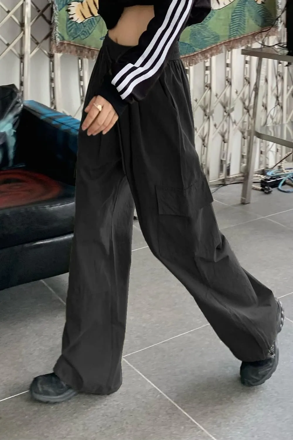 HVEPUO Womens High Waist Cargo Pants Y2K Wide Leg Cotton Baggy Hiking Pants Lightweight Elastic Waist Trousers with Pockets