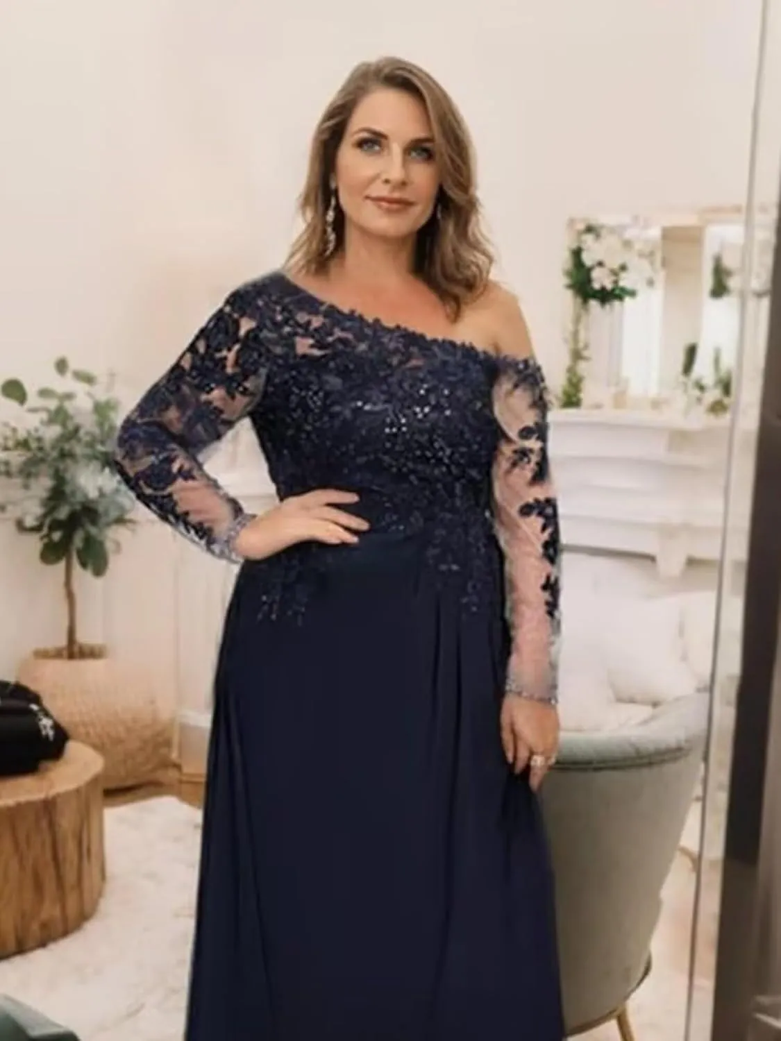Lace Sequins Mother of Bride Dresses for Wedding One Shoulder Long Sleeve Formal Evening Gown with Slit