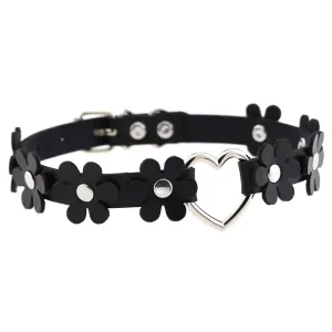 Noelle Powdercloud - Gothic Leather Choker by The Nevermore