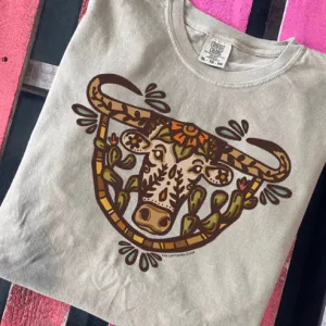 Online Exclusive | The Wild Watusi Graphic Comfort Color Tee in Khaki Brown