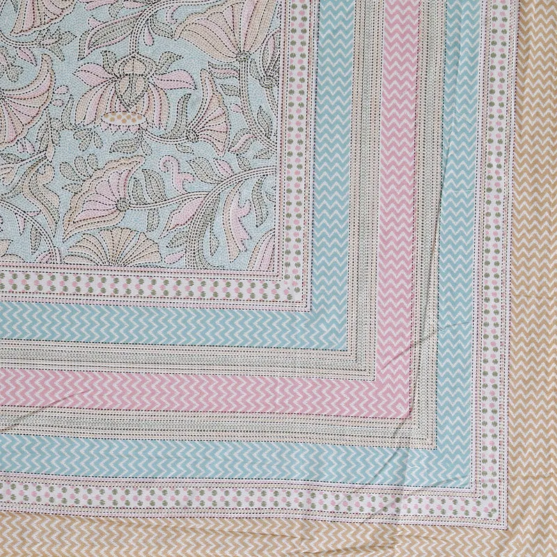 Saagara Floral Bedsheet - Multicolor
