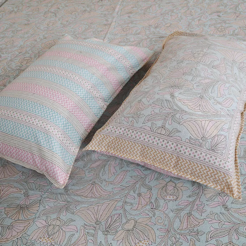Saagara Floral Bedsheet - Multicolor